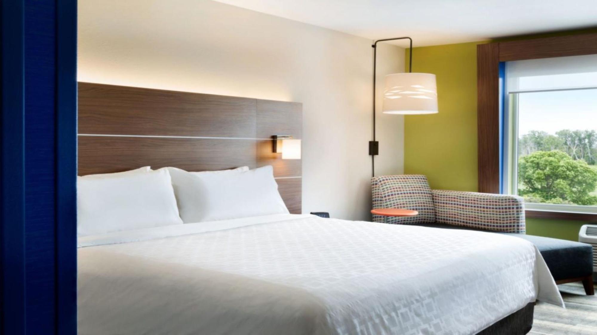Holiday Inn Express Hotel & Suites Drums-Hazelton By Ihg Εξωτερικό φωτογραφία