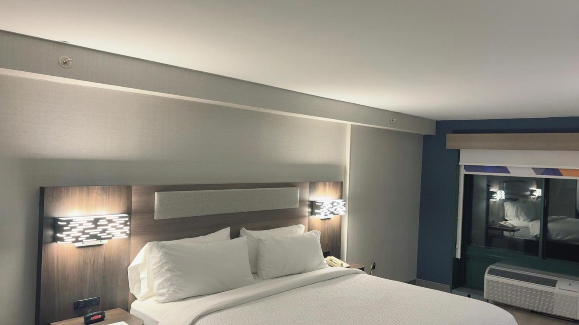 Holiday Inn Express Hotel & Suites Drums-Hazelton By Ihg Εξωτερικό φωτογραφία