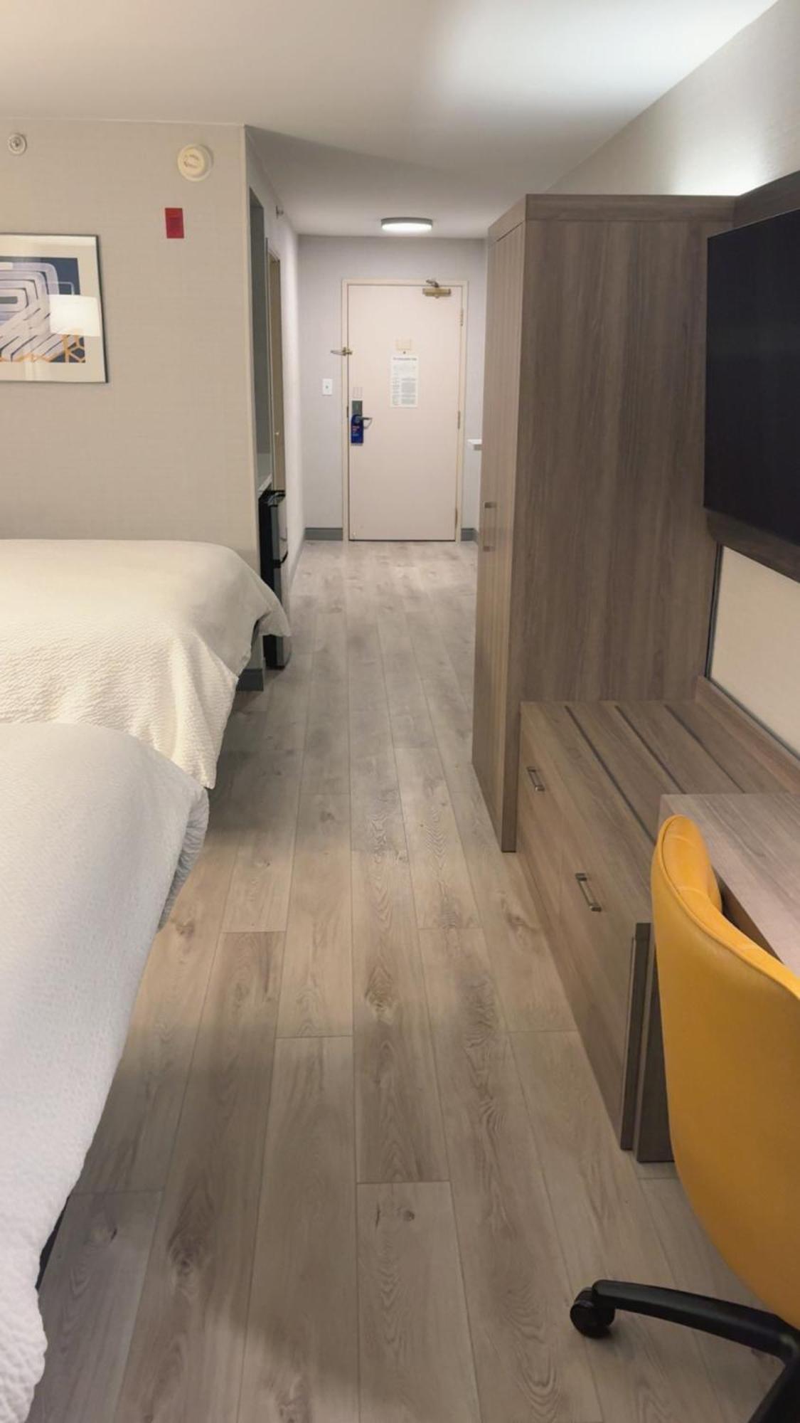 Holiday Inn Express Hotel & Suites Drums-Hazelton By Ihg Εξωτερικό φωτογραφία