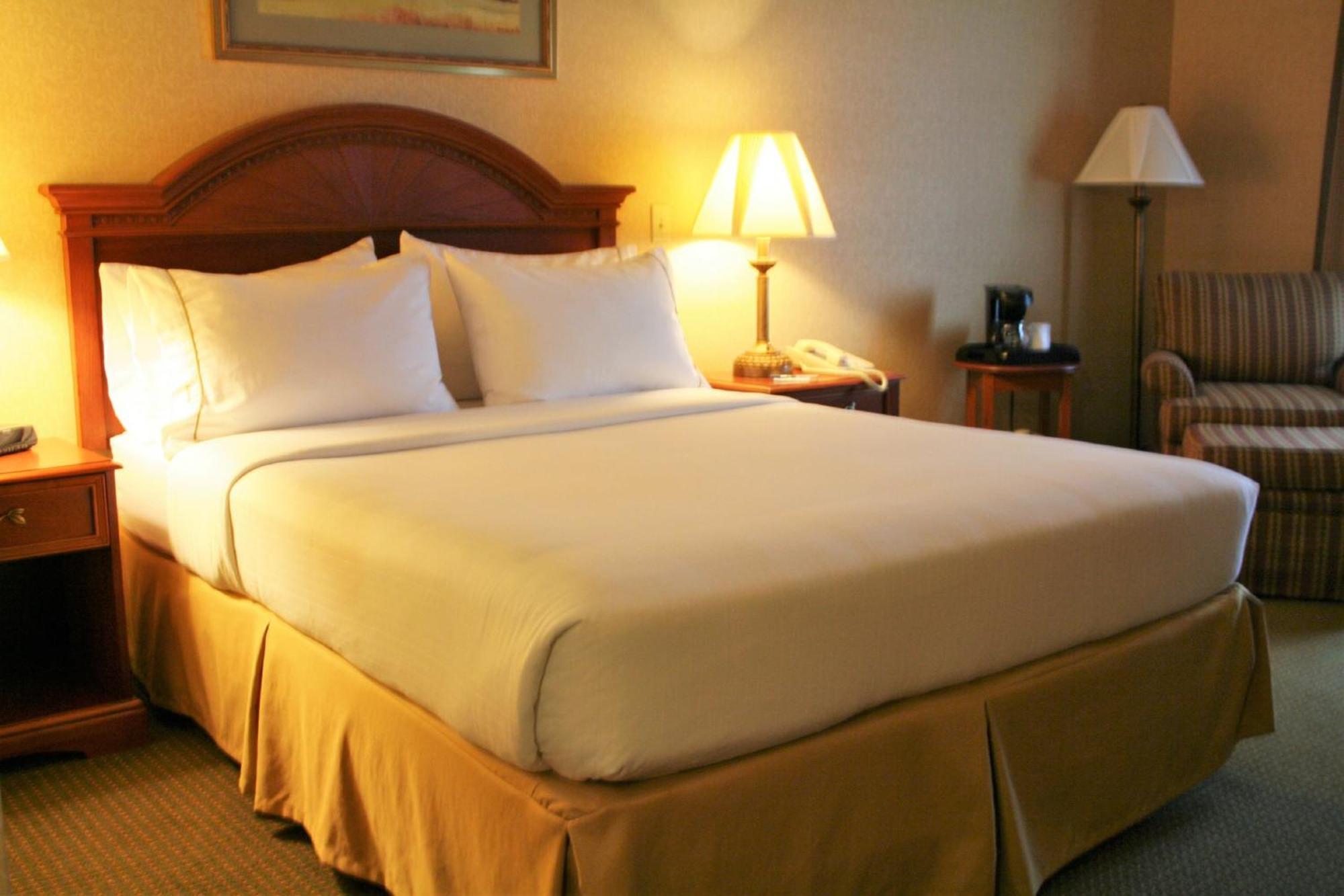 Holiday Inn Express Hotel & Suites Drums-Hazelton By Ihg Εξωτερικό φωτογραφία
